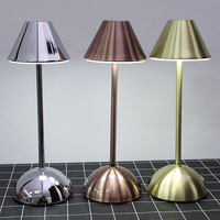 Lampe de table portable à LED tactile, rechargeable, minimaliste, en fer, à intensité variable, pour salle à manger, hôtel, bar et café