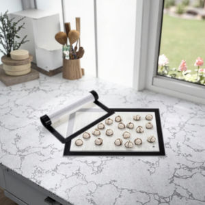 <span class=keywords><strong>Tapis</strong></span> de cuisson en <span class=keywords><strong>silicone</strong></span> pour usage domestique Disponible en marron rouge noir gris avec coins droits bordés-40 ℃ 250 ℃ Résistant - Product Image 2