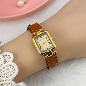 Gogoey 001 <span class=keywords><strong>Montre</strong></span> <span class=keywords><strong>Femme</strong></span> Carrée Tendance Simple Rétro Romaine Dorée Ultra-Fine <span class=keywords><strong>et</strong></span> Exquise - Product Image 4