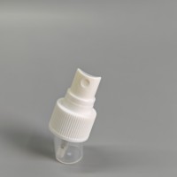 Pulvérisateur à brume fine à capuchon côtelé 18/410 20/410, buse de pulvérisation cosmétique en plastique avec couvercle extérieur transparent pour flacon de parfum ou de toner