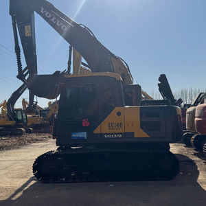 รถขุดตีนตะขาบ Volvo EC140 มือสอง สภาพดี มีเครื่องยนต์ เกียร์ ปั๊มไฮดรอลิก มอเตอร์ พร้อมใช้งาน น้ำหนักใช้งาน 14 ตัน - Product Image 1