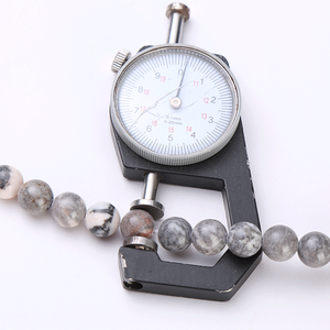 ลูกปัดมูนสโตนสีรุ้ง 2288 เม็ด สำหรับขาย ผลิตในห้องปฏิบัติการ ขนาด 8 มม. ขัดเงา สีน้ำเงิน แร่สังเคราะห์ อาเกตและแร่สีรุ้ง - Product Image 2