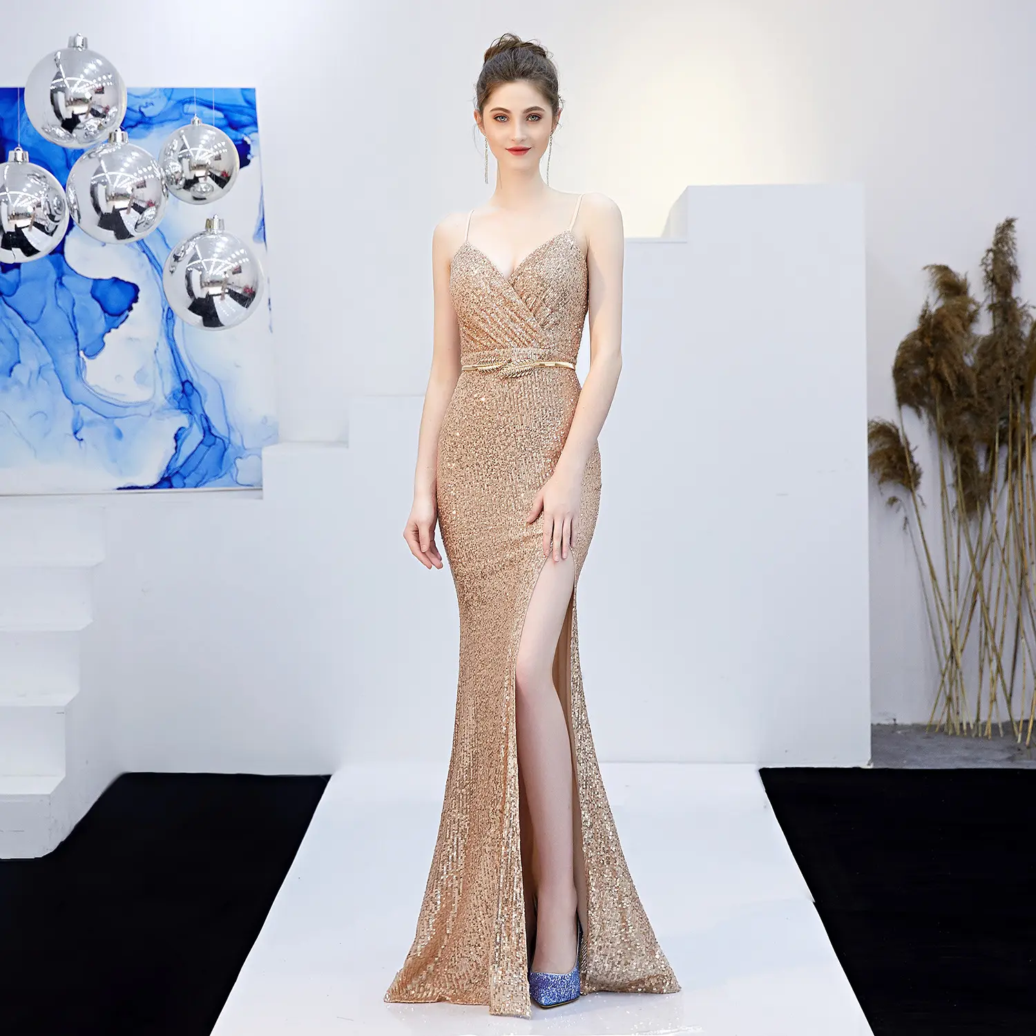 2023 new stylish v neck sleeveless sequin glitter diamond dresses women party Long gowns for women luxury Evening Dress