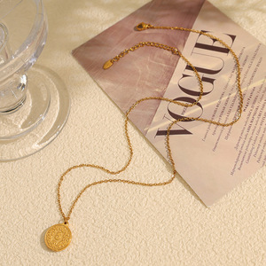 Collier avec pendentif en forme de pièce de monnaie pour femmes, en alliage de zinc, breloque ronde, chaîne de clavicule, bijoux de style européen - Product Image 2