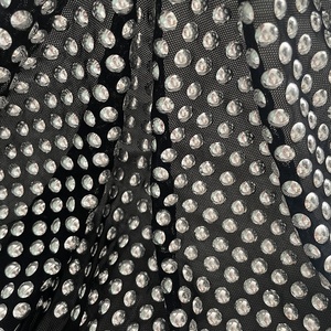 Píldora de aluminio plateado de nuevo diseño pegada a tela de malla eléctrica para vestidos de alta moda para mujeres - Product Image 6