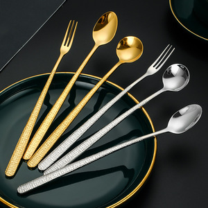 Juego de tenedor y cuchara para hielo de acero inoxidable 304 con patrón de diamante, mango largo, pulido, duradero, para uso doméstico, en bares y en cocinas occidentales. - Product Image 1
