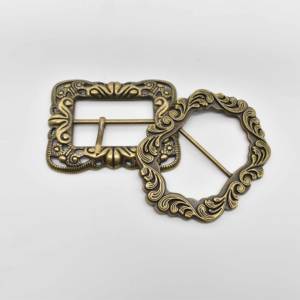 <span class=keywords><strong>Boucle</strong></span> à ardillon en forme de concepteur de luxe divers en stock usine vêtements <span class=keywords><strong>boucle</strong></span> de vêtement en métal - Product Image 3