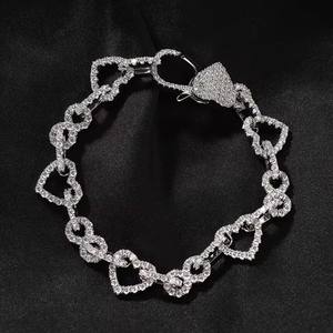 उविन हृदय के आकार की महिला सहायक उपकरण 18k सोने का रोडियम प्लेटेड कंगन के नेकलेस नेकलेस, लड़कियों के गहने - Product Image 3