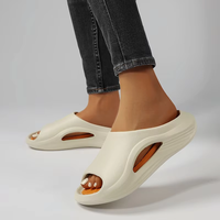 Sandales d'été unisexe à semelle épaisse et coussinée, respirantes, antidérapantes, ventilées, absorbant les chocs, en EVA, pour l'extérieur, vente en gros OEM