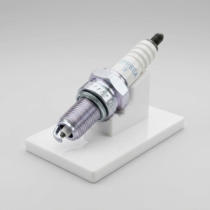 Pièces détachées pour moteur automobile, <span class=keywords><strong>bougie</strong></span> d'allumage CPR7EA-9, <span class=keywords><strong>bougie</strong></span> d'allumage pour <span class=keywords><strong>moto</strong></span> YAMAHA, <span class=keywords><strong>bougie</strong></span> d'allumage de haute qualité pour <span class=keywords><strong>moto</strong></span>, usine de bougies d'allumage - Product Image 3