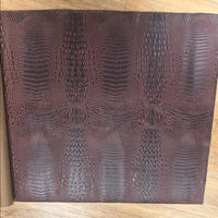 Prix d'usine Cuir PVC souple gaufré effet crocodile bicolore 1mm élastique pour ameublement, textile de maison et décoration