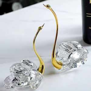 High-Grade K9 Crystal Swan Ornament for Wedding Birthday or Home Decor Laser Engraved Glass Souvenir with <strong>Love</strong> Theme - Product Image 3