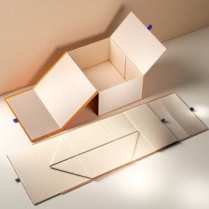 Складные подарочные коробки из бумаги могут быть индивидуально оформляены с использованием различных узоров, цветов и дизайнов. - Product Image 1