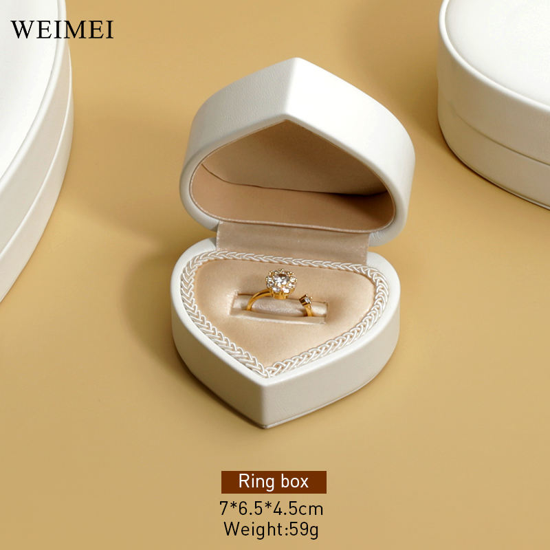 กล่องใส่แหวน