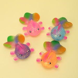 JY Squishy Toy Fish, Pez Dorado Squishy, Pez Arcoíris Squishy - Product Image 1