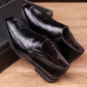 Chaussures habillées en cuir pour hommes, à bout pointu, à enfiler, doublées de fourrure, semelle en caoutchouc, pour l'automne, mariage, affaires, style Oxford - Product Image 3