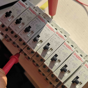 Rơle Tiếp Xúc Xung 2NO + 1NC Rơle Chốt Chốt 12V/24V/48V/110V Rơle Nguồn 16A - Product Image 5