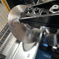 Machine de formage à froid entièrement automatique pour poutrelles C et Z, haute précision, avec commande PLC et découpe hydraulique.