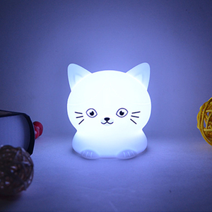 Regalo per bambini camera da letto per dormire simpatico gatto lampada da notte decorativa luce da tavolo a batteria piccola notte luce per bambini - Product Image 4