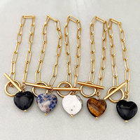 Bracelet à fermoir à bascule en acier inoxydable plaqué or 18 carats de style vintage avec pendentif cœur en zircon pour femme - Vente en gros