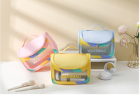 Grande Capacité Étanche Courbe Main En Cuir Voyage pour Trousse De Toilette Maquillage Sacs Nouveau Style Portable PVC Lettres Cosmétique Cas