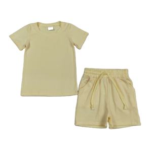 BSSO1888 RTS Boutique Conjunto de ropa de verano para bebé niño, color amarillo claro, conjunto de ropa al por mayor - Product Image 1