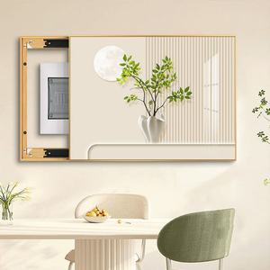 Esthétique et utilité : Cache-compteur en porcelaine cristalline pour un vase rond de beauté discrète avec des feuilles vertes fraîches - Product Image 2