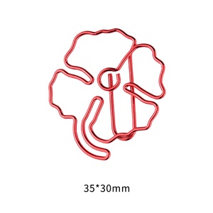Pinces créatives en or et rouge avec motifs Monstera et Shamrocks, formes et couleurs personnalisables - Product Image 6