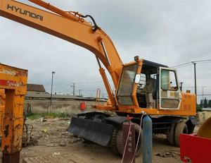 Excavadora de Ruedas Hyundai 200-5 Usada, Excavadora Hyundai 210-5 215-9 en Venta - Product Image 2