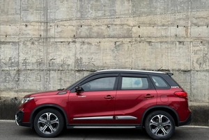 <span class=keywords><strong>Suzuki</strong></span> <span class=keywords><strong>Vitara</strong></span> 1.4T Turbo Automatic 2WD SUV Compatto Usato del 2016, Economico e a Basso Consumo di Carburante - Product Image 2
