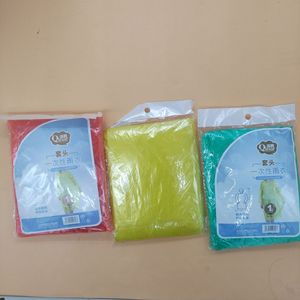 Qinar - Impermeable Desechable Tipo Poncho, Ligero, para Viajes y Uso en Exteriores, Talla Universal, Material PE - Product Image 3