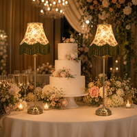 Lampe de table sans fil rechargeable DC simple pour mariage avec ampoule LED E14 et abat-jour en tissu à franges florales pour la décoration d'événements