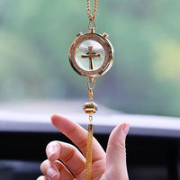 Diffuseur de parfum de luxe pour voiture, pendentif décoratif à suspendre au rétroviseur, diffuseur de parfum automobile, breloque parfumée, désodorisant d'air