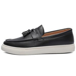 Mocasines con borlas para hombre, estilo slip-on, zapatos para caminar, de piel sintética, suela plana, zapatos casuales para uso diario. - Product Image 6