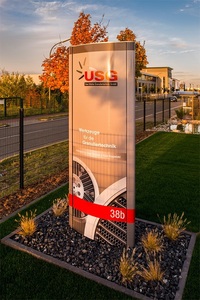 Tùy chỉnh ngoài trời Led xe cửa hàng dấu hiệu Sáng pylon đường hướng dẫn quảng cáo hộp Đèn - Product Image 2