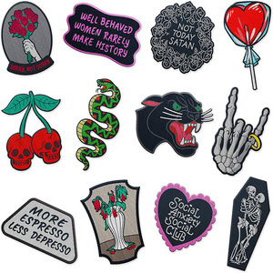 Tissu brodé <span class=keywords><strong>panthère</strong></span> noire fer sur patch vêtements décorés de patchs de main fantôme crâne de cerise - Product Image 1
