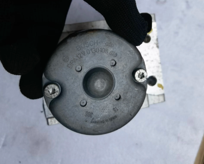 LAMBORGHINI GALLARDO LP550 560 OEM 400614517Jオリジナル中古ABS  