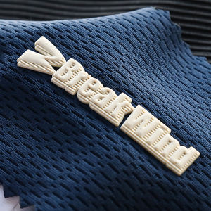 علامة ملابس مخصصة شعار العلامة التجارية الساخنة ختم بعلامة تجارية على الملابس الحرارة الصحافة الحديد على السيليكون 3d نقل الحرارة الفينيل - Product Image 5