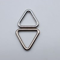 Boucle de collier et de laisse pour chien en alliage de zinc noir et argenté, robuste, étanche et antirouille, avec anneau en D en métal à rivets solides, design simple, modèle 2024