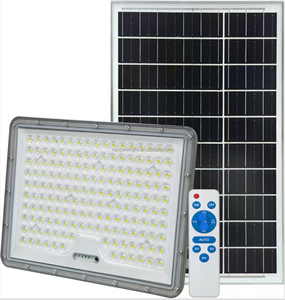Usine En Gros Solaire Projecteur Extérieur Étanche Télécommande 100W 200W 300W 400W SMD Led Solaire Jardin Lampe Haute Puissance - Product Image 1