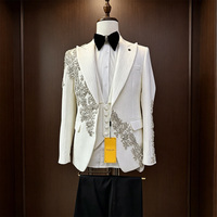 Costume 3 Pièces Homme Grande Taille Brillant avec Strass, Veste, Gilet et Pantalon Faits Main Ornés de Paillettes et Perles, Simple Boutonnage, pour Bal de Promo, Smoking, Mariage et Fêtes
