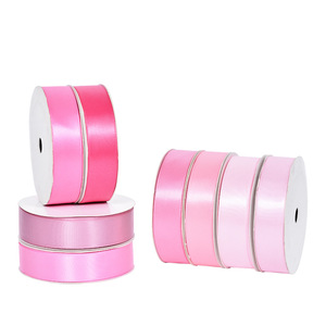 Rouleau <span class=keywords><strong>de</strong></span> ruban floral exquis pour bouquets et emballages <span class=keywords><strong>de</strong></span> tiges, rouleau <span class=keywords><strong>de</strong></span> ruban en velours tendance pour la décoration <span class=keywords><strong>de</strong></span> coussins et oreillers - Product Image 1