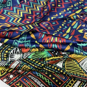 Kleurrijke Patroon Digitale Gedrukt Zijde Charmeuse Bandana Vierkante Kop Sjaal 65*65Cm
