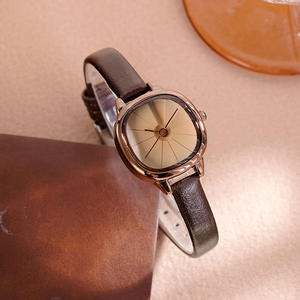 Chic Retro <b>Ladies</b> <b>Watch</b> Refined Minimal Luxury Quartz Timepiece - Product Image 3