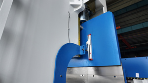 Presse à tôle entièrement automatique de haute précision avec plieuse DA53TX pour le traitement de l'aluminium - Product Image 5