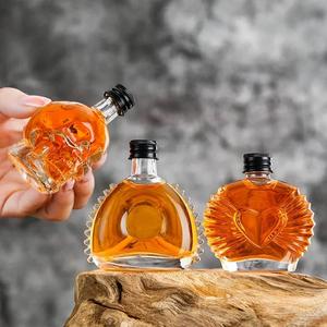 Bouteille de spiritueux en verre super flint transparent de 50 ml, écologique, fabriquée en Chine, avec bouchon en liège, pour whisky et rhum - Product Image 6