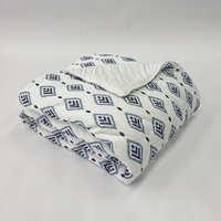 Couverture rafraîchissante QMAX>0.4 en nylon double face, motif floral, écologique, personnalisable, confortable, respirante et légère avec technologie PCM