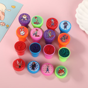 Caja de Juguetes Creativa y Duradera con Diseño de <span class=keywords><strong>Judy</strong></span> y <span class=keywords><strong>Nick</strong></span> de Zootopia, para Niños, Regalos Promocionales Escolares para Estudiantes, Venta al Por Mayor - Product Image 2