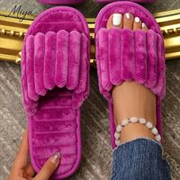 YJ85 2026 Nouveaux modèles de pantoufles en peluche à bout ouvert, simples et tendance pour homme et femme, chaudes, décontractées, avec bande en mousse unie et fausse fourrure
