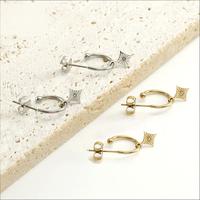 Boucles d'oreilles créoles avec breloque étoile à quatre branches 18 mm en acier inoxydable 304 couleur acier / plaqué or 18 carats sous vide, bijoux à accents transparents célestes